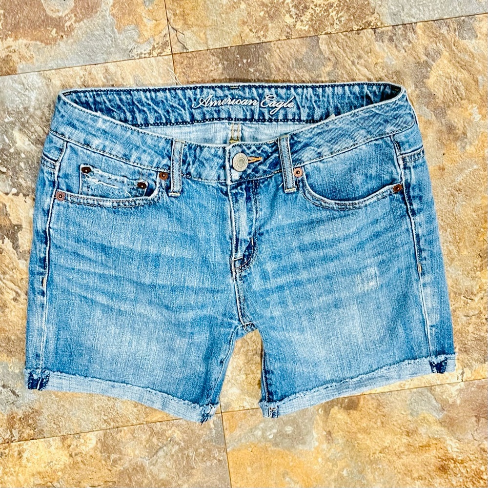 AMERICAN EAGLE JEAN SHORTS SIZE 0